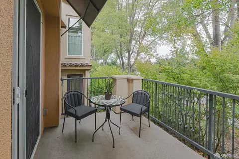 Exterior - 962 E Duane Ave, Sunnyvale, CA 94085 photo 1 of 5