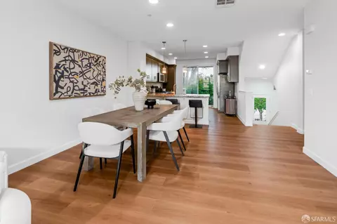 Dining - 962 E Duane Ave, Sunnyvale, CA 94085 photo 2 of 2