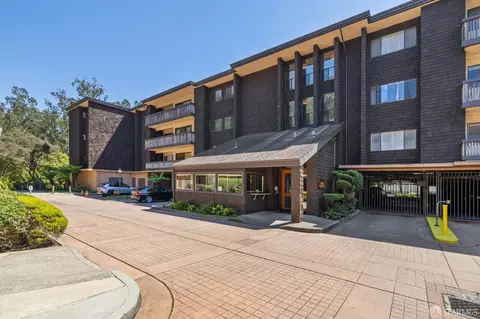 2790 19th Ave #25, San Francisco, CA 94132