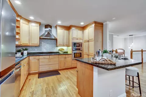 Kitchen - 1138 Everglades Dr, Pacifica, CA 94044 photo 1 of 2