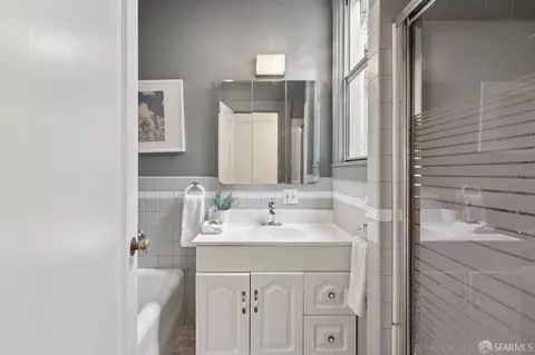 Bath - 1479 27th Ave, San Francisco, CA 94122 photo 1 of 8