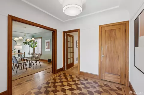 Entry Way - 1479 27th Ave, San Francisco, CA 94122 photo 2 of 5