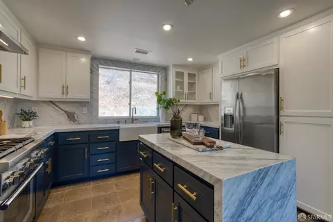 121 Diamond Cove Ter, San Francisco, CA 94134