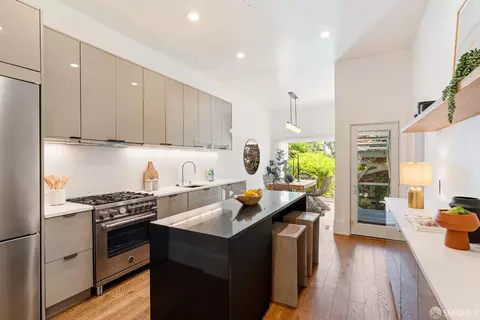 223 Sanchez St, San Francisco, CA 94114