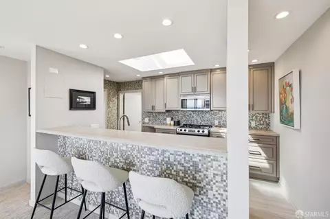 28 Flint St, San Francisco, CA 94114 photo 15