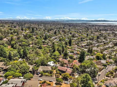 View/Area - 520 Coventry Rd, Kensington, CA 94707 photo 12 of 13