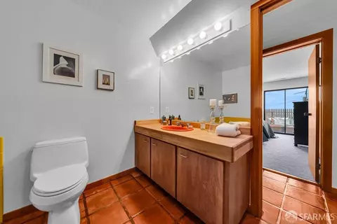 Bath - 520 Coventry Rd, Kensington, CA 94707 photo 4 of 5