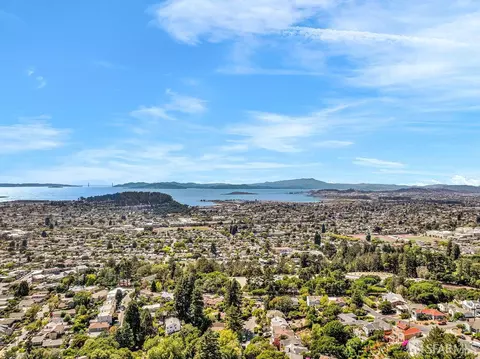 View/Area - 520 Coventry Rd, Kensington, CA 94707 photo 13 of 13