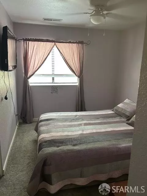 Bedroom - 19481 N Rambling Oak Dr, Redding, CA 96003 photo 6 of 6