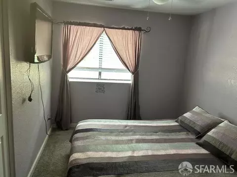 Bedroom - 19481 N Rambling Oak Dr, Redding, CA 96003 photo 4 of 6