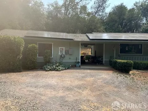 Exterior - 19481 N Rambling Oak Dr, Redding, CA 96003 photo 2 of 36