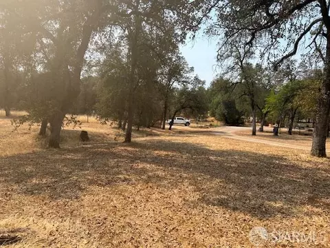 Exterior - 19481 N Rambling Oak Dr, Redding, CA 96003 photo 34 of 36