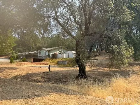 Exterior - 19481 N Rambling Oak Dr, Redding, CA 96003 photo 10 of 36