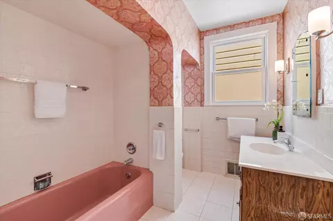 Bath - 2645 14th Ave, San Francisco, CA 94127 photo 1 of 3