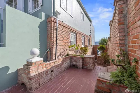 435 Wilde Ave, San Francisco, CA 94134 photo 3