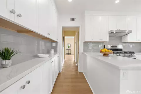 435 Wilde Ave, San Francisco, CA 94134 photo 9