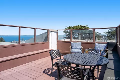 Exterior - 1179 Filbert St, San Francisco, CA 94109 photo 4 of 4