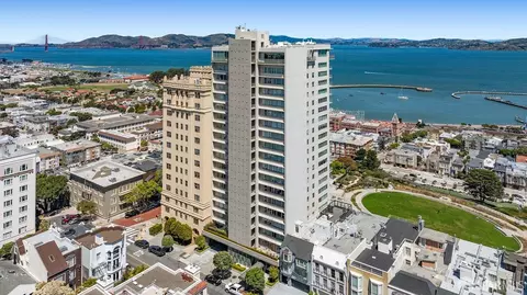 1080 Chestnut St #1B, San Francisco, CA 94109