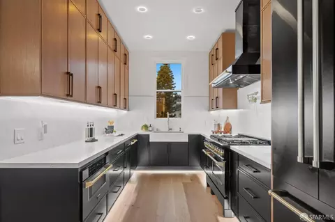 Kitchen - 3237 Harrison St, San Francisco, CA 94110 photo 11 of 11