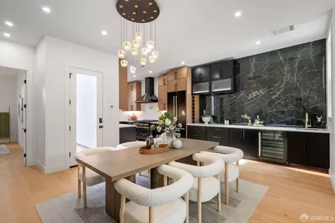 Dining - 3237 Harrison St, San Francisco, CA 94110 photo 2 of 6
