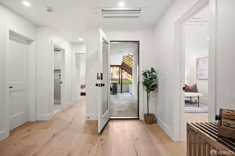 Entry Way - 3237 Harrison St, San Francisco, CA 94110 photo 7 of 7