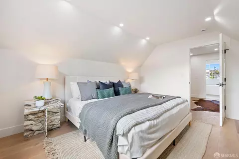 Bedroom - 3237 Harrison St, San Francisco, CA 94110 photo 5 of 10