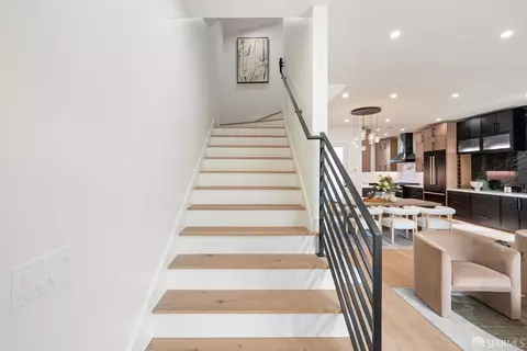 Entry Way - 3237 Harrison St, San Francisco, CA 94110 photo 2 of 7
