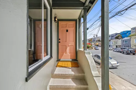 301 Maynard St, San Francisco, CA 94112 photo 2