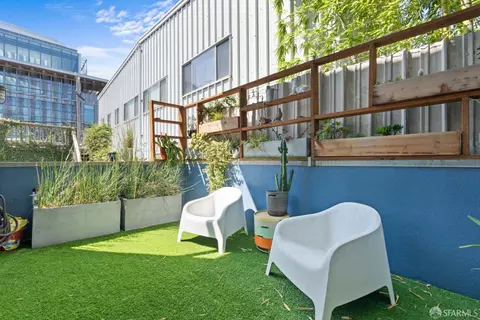 Exterior - 2080 3rd St #2, San Francisco, CA 94107 photo 2 of 14