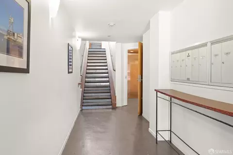 Entry Way - 2080 3rd St #2, San Francisco, CA 94107 photo 2 of 2