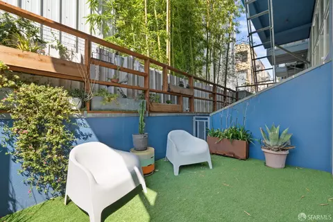 Exterior - 2080 3rd St #2, San Francisco, CA 94107 photo 1 of 14