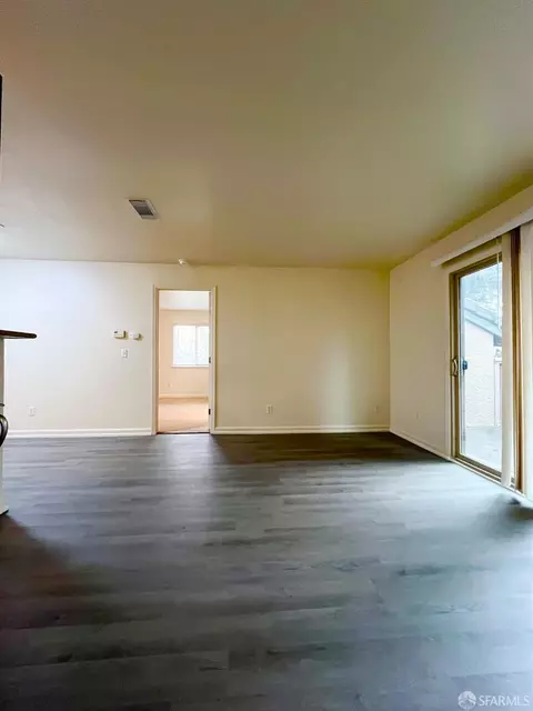 2267 Lakeview Cir, Pittsburg, CA 94565