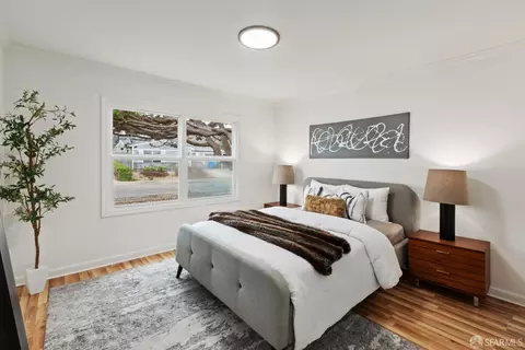 540 Dolphin Dr, Pacifica, CA 94044