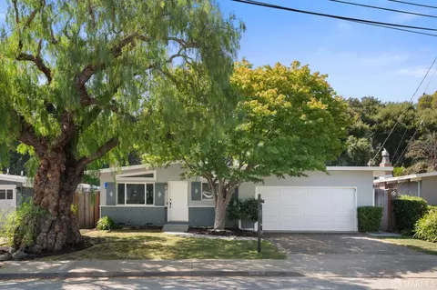 60 Callie Ln, Menlo Park, CA 94025