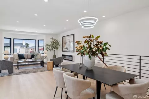 Dining - 567 45th Ave, San Francisco, CA 94121 photo 3 of 6