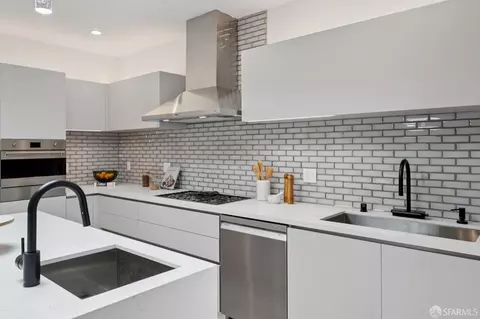 Kitchen - 567 45th Ave, San Francisco, CA 94121 photo 6 of 8