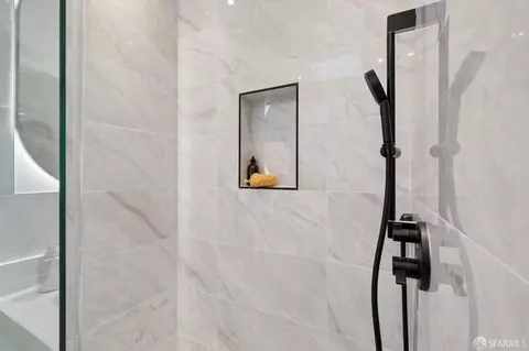Bath - 567 45th Ave, San Francisco, CA 94121 photo 7 of 10
