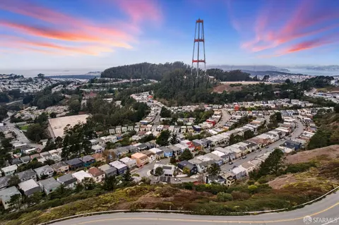 View/Area - 81 Skyview Way, San Francisco, CA 94131 photo 2 of 29