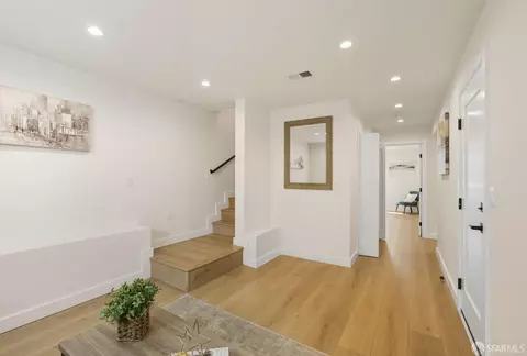 Entry Way - 81 Skyview Way, San Francisco, CA 94131 photo 3 of 4