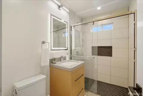 Bath - 81 Skyview Way, San Francisco, CA 94131 photo 1 of 7
