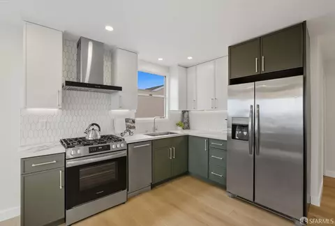 Kitchen - 81 Skyview Way, San Francisco, CA 94131 photo 1 of 3