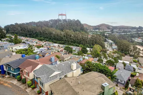 77 Crestmont Dr, San Francisco, CA 94131 photo 38