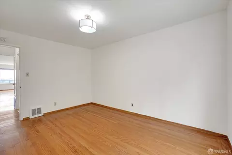 77 Crestmont Dr, San Francisco, CA 94131 photo 32