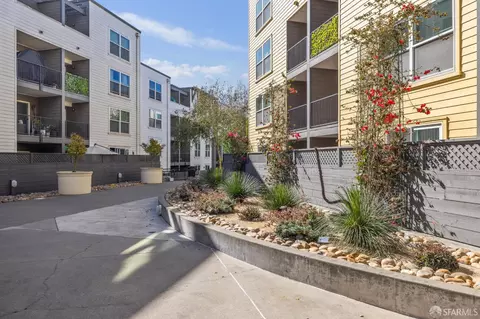 8400 Oceanview Ter #305, San Francisco, CA 94132