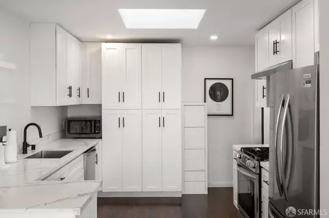 Kitchen - 130 Bridgeview Dr, San Francisco, CA 94124 photo 1 of 5