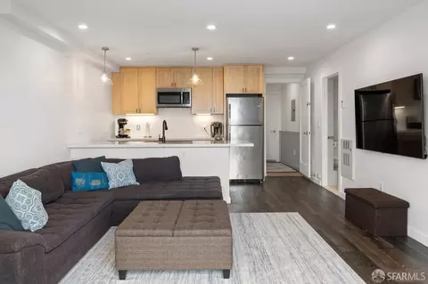 Other - 130 Bridgeview Dr, San Francisco, CA 94124 photo 6 of 10
