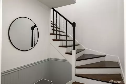 Entry Way - 130 Bridgeview Dr, San Francisco, CA 94124 photo 1 of 3
