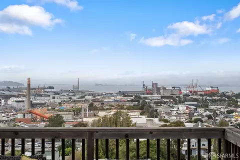 View/Area - 130 Bridgeview Dr, San Francisco, CA 94124 photo 4 of 5