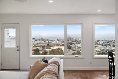 Living - 130 Bridgeview Dr, San Francisco, CA 94124 photo 2 of 3