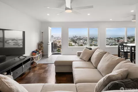 Other - 130 Bridgeview Dr, San Francisco, CA 94124 photo 1 of 10